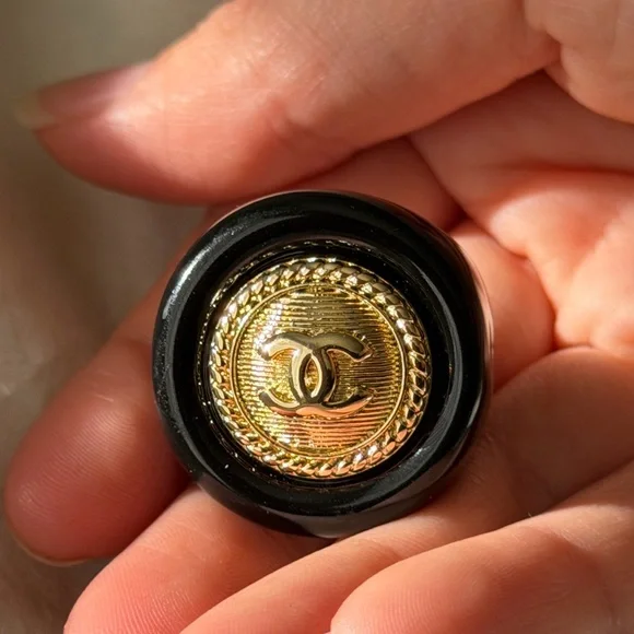 CHANEL Black and Gold Emblem Ring - Picture 1 of 16